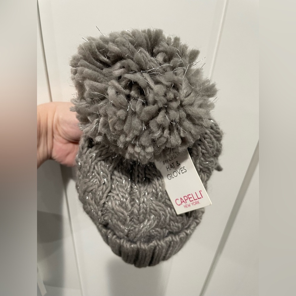 NWT Girls Capelli of New York Small/Medium 4-6x Knit Hat & Glove Silver Tinsel